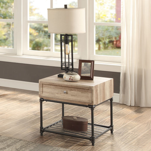Brantley II End Table - LV00749