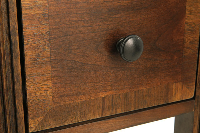 Breegin Brown Chairside End Table - Gate FurnitureEnd Table Chair Side