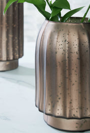 Briarcott Brown Vase - A2000703