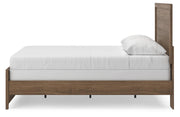 Broachmyn Auburn Queen Panel Bed - PCB1116B2