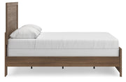 Broachmyn Auburn Queen Panel Bed - PCB1116B2