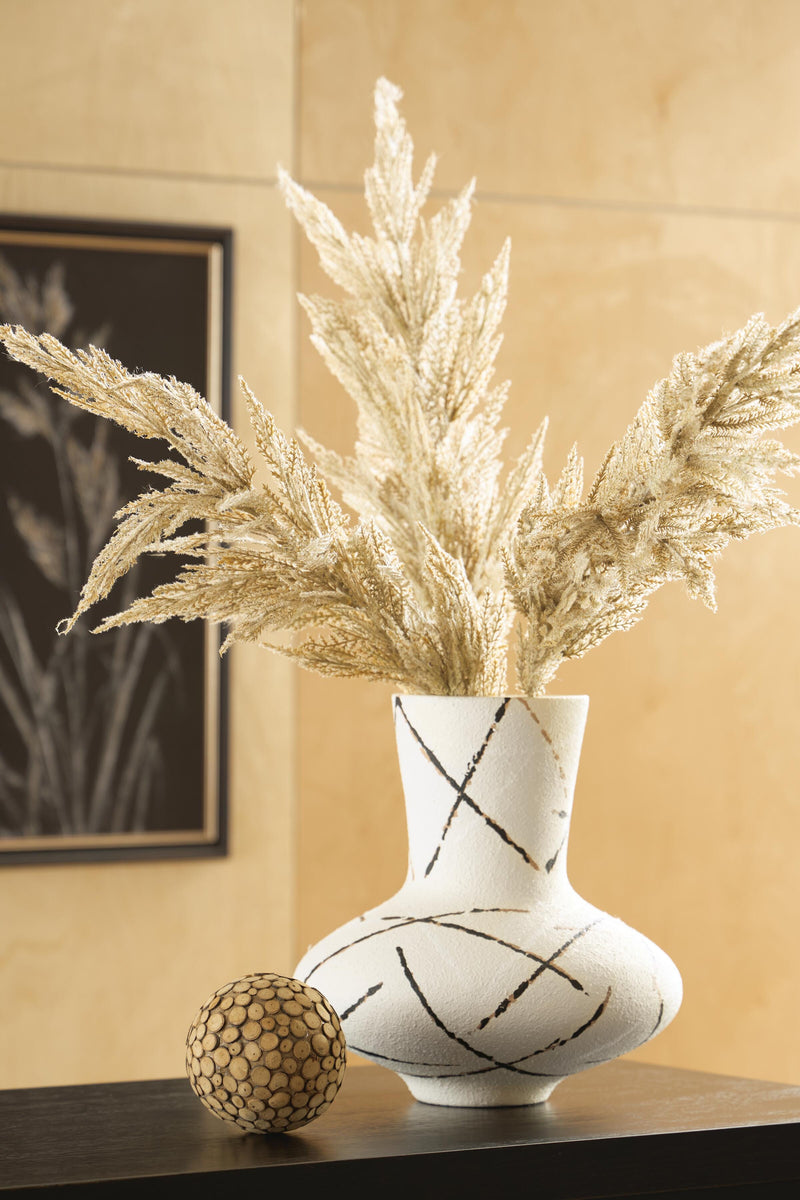 Brockford Cream/Black/Brown Vase - A2000949