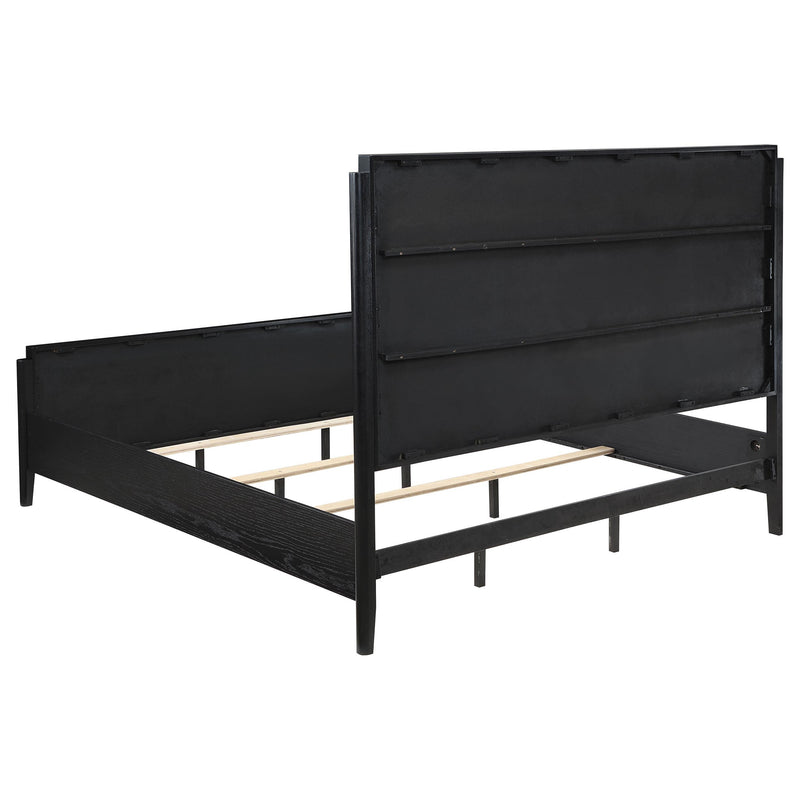 Brookmead 4-piece Eastern King Bedroom Set Black - 224711KE-S4