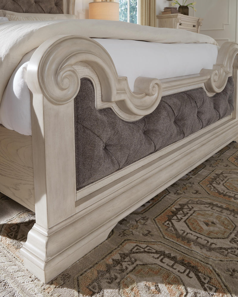 Bruchandi Antique White King Upholstered Panel Bed - PCB948B4
