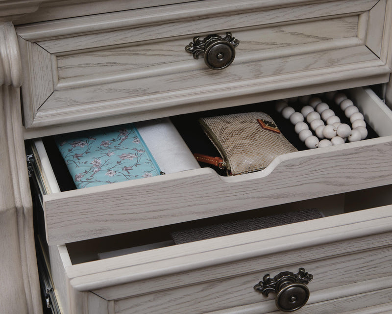 Bruchandi Antique White Nightstand - PCB948-93