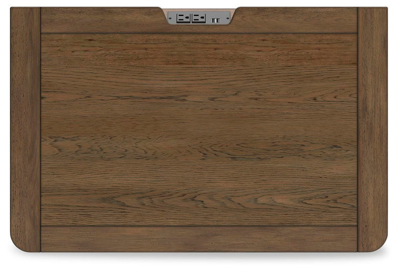 Cabalynn King Upholstered Bed and 2 Nightstands - B974B16