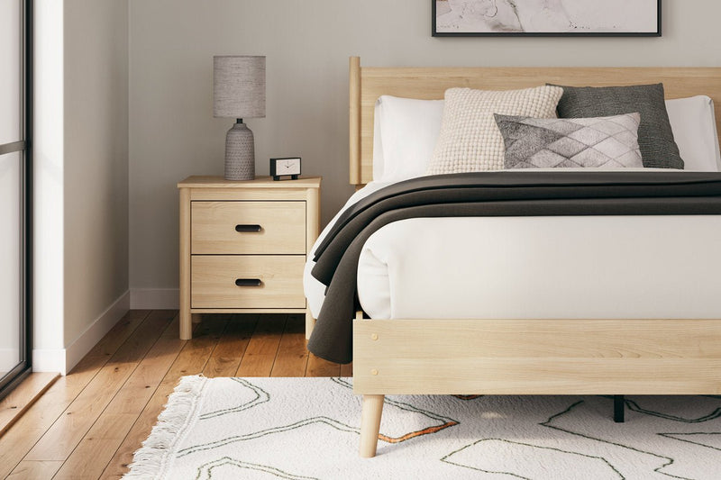 Cabinella Tan Queen Platform Panel Bed - Gate FurnitureQueen Bed