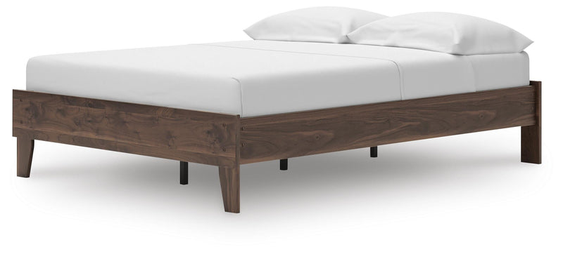 Calverson Full Platform Bed and Dresser in Mocha - PKG017834