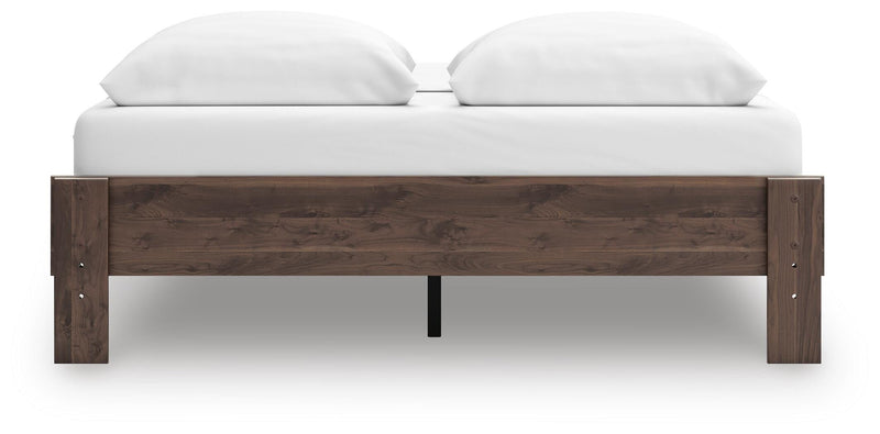 Calverson Queen Platform Bed and Dresser in Mocha - PKG017851