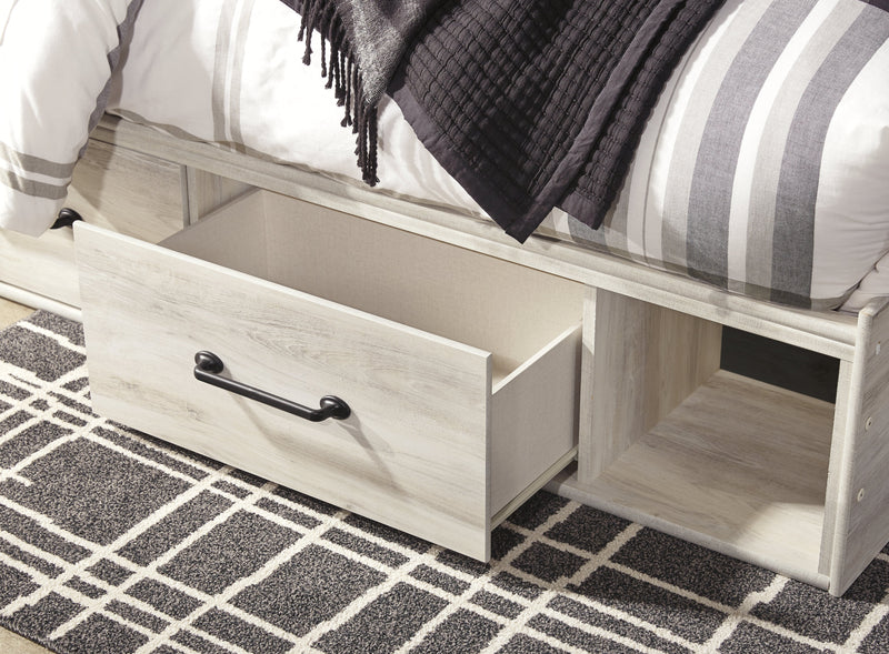 Cambeck Queen Panel Bed with 2 Storage Drawers with Mirrored Dresser in Whitewash - PKG002994