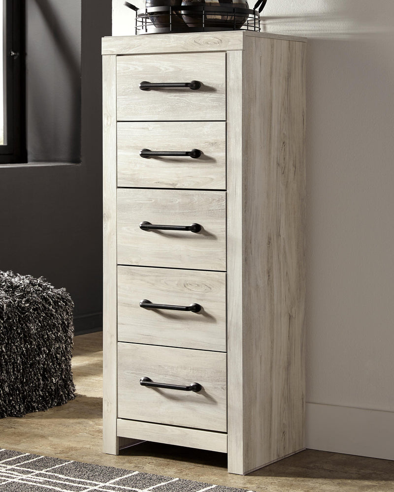 Cambeck Whitewash Queen Panel Bed and Chest - B192B121