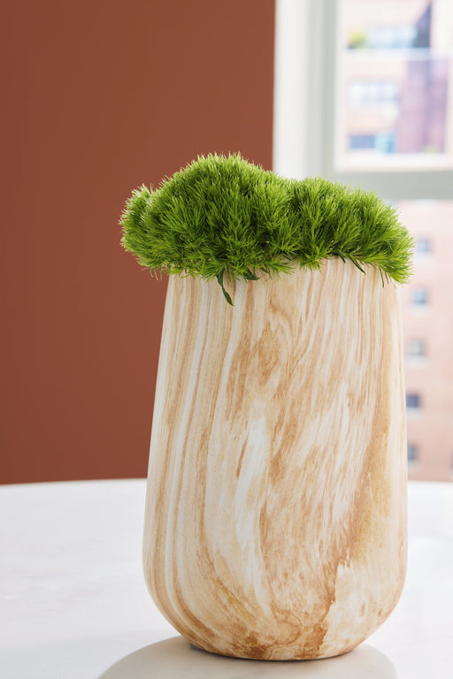 Cammen Tan/White Vase - A2000646