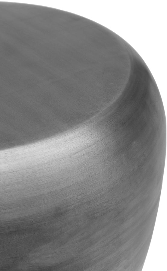 Capsule Aluminum End / Side Table in Silver - 99062Silver-ET