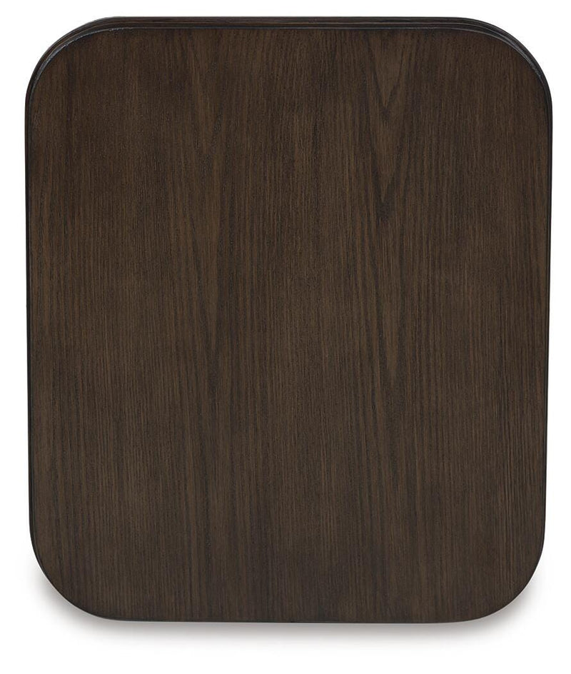 Carlibrie Warm Brown End Table - T700-3