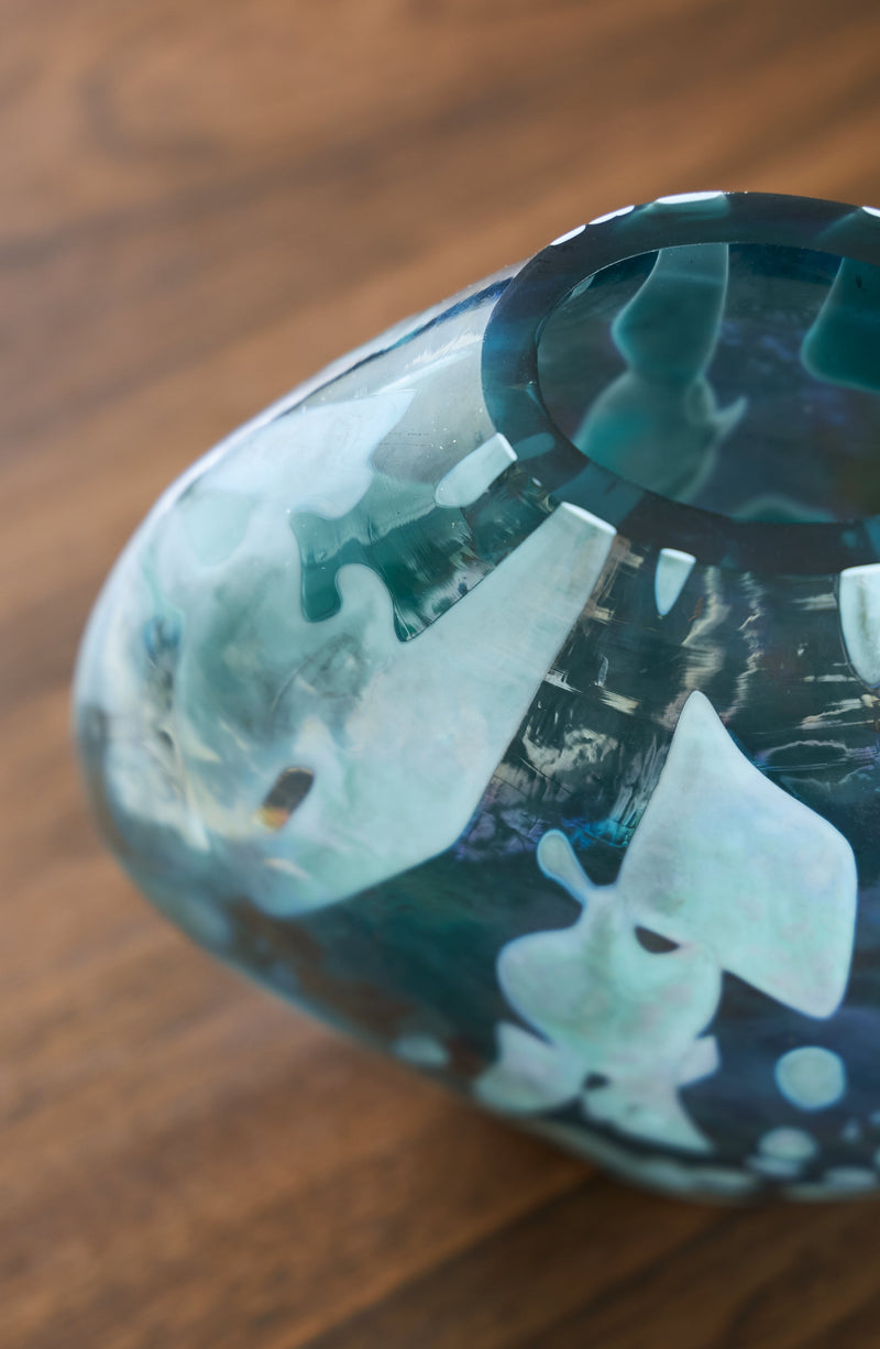 Cartshaw Iridescent Teal Vase - A2000738