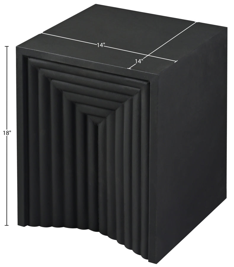 Centennial Iron End Table in Black - 99047Black-ET