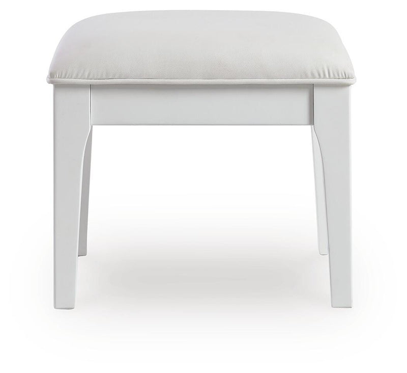 Chalanna Vanity, Mirror and Stool - B822B6