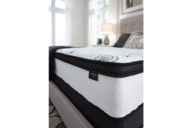 Chime 12 Inch Hybrid White Queen Mattress in a Box - Gate FurnitureQueen Mattress