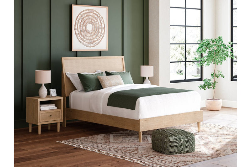 Cielden Two - tone Queen Platform Bed - Gate FurnitureQueen Bed