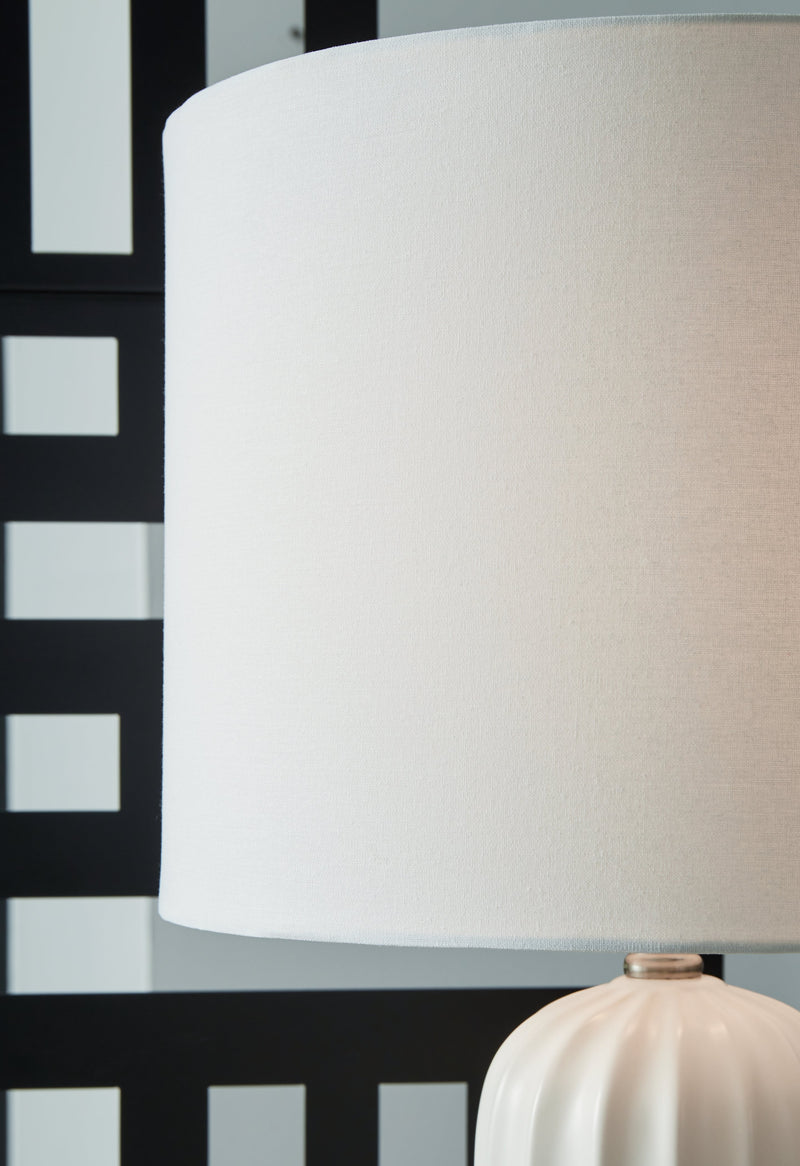 Clarkland Table Lamp (Set of 2) - Gate FurnitureTable Lamp