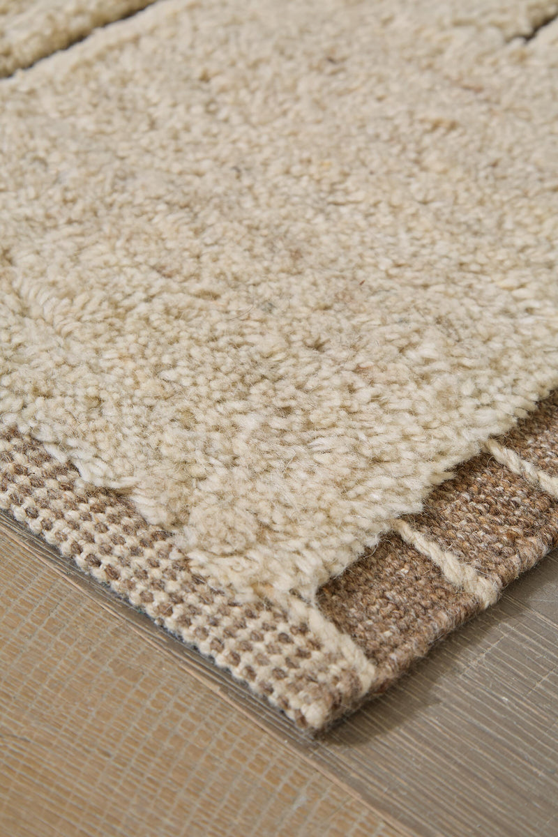 Clayman Beige/Brown Large Rug - R408341
