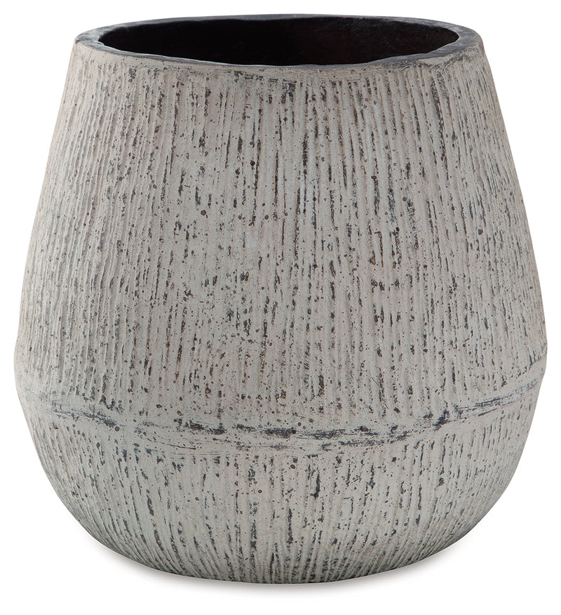 Claymount Distressed Brown Vase - A2000636