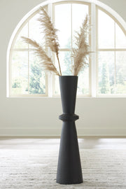 Collisten Black Vase - A2000664