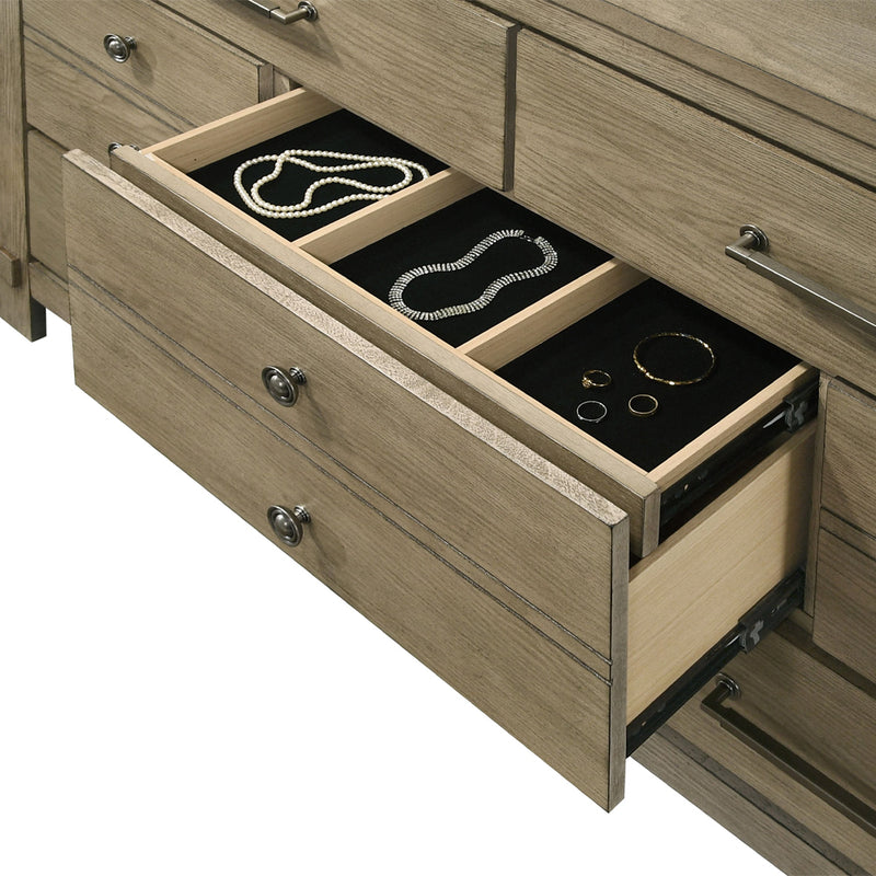 Colton Dresser - BD05295