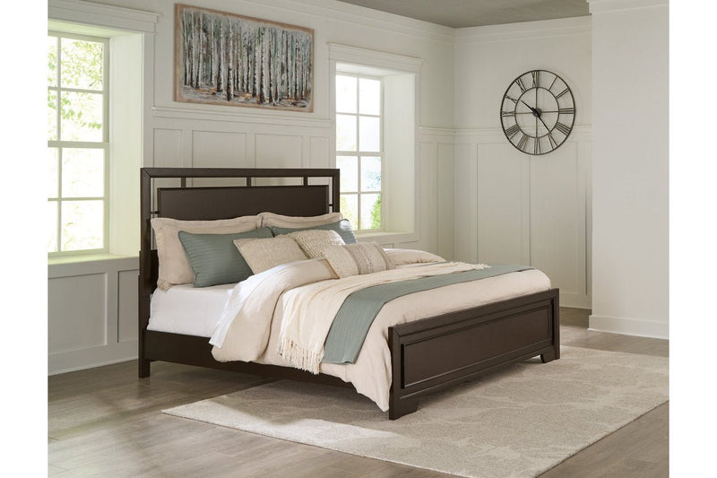 Covetown Dark Brown Queen Panel Bed - Gate FurnitureQueen Bed