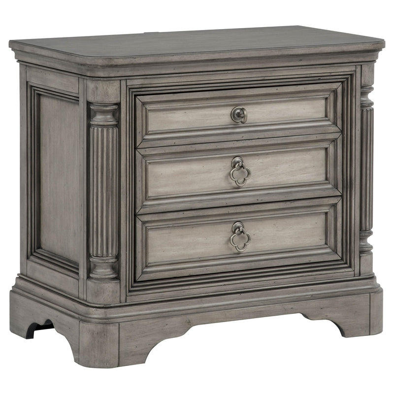 Cresswell 4-piece California King Bedroom Set Weathered Taupe - 225141KW-S4