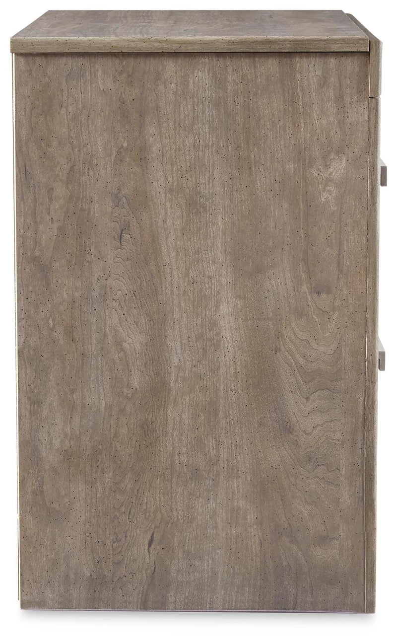 Culverbach Gray Full Panel Bed, Dresser, Chest and Nightstand - B070B18