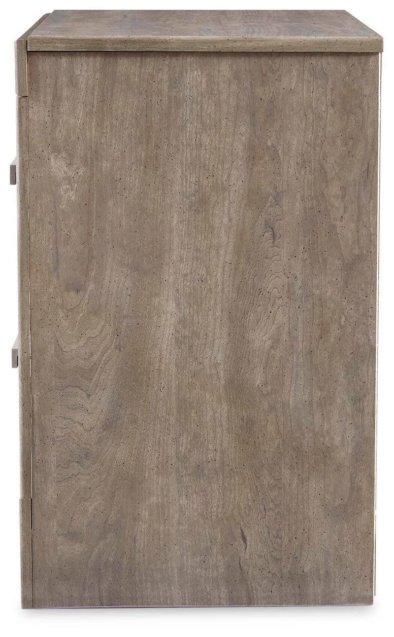 Culverbach King Panel Bed with Mirrored Dresser, Chest and Nightstand in Gray - PKG011531