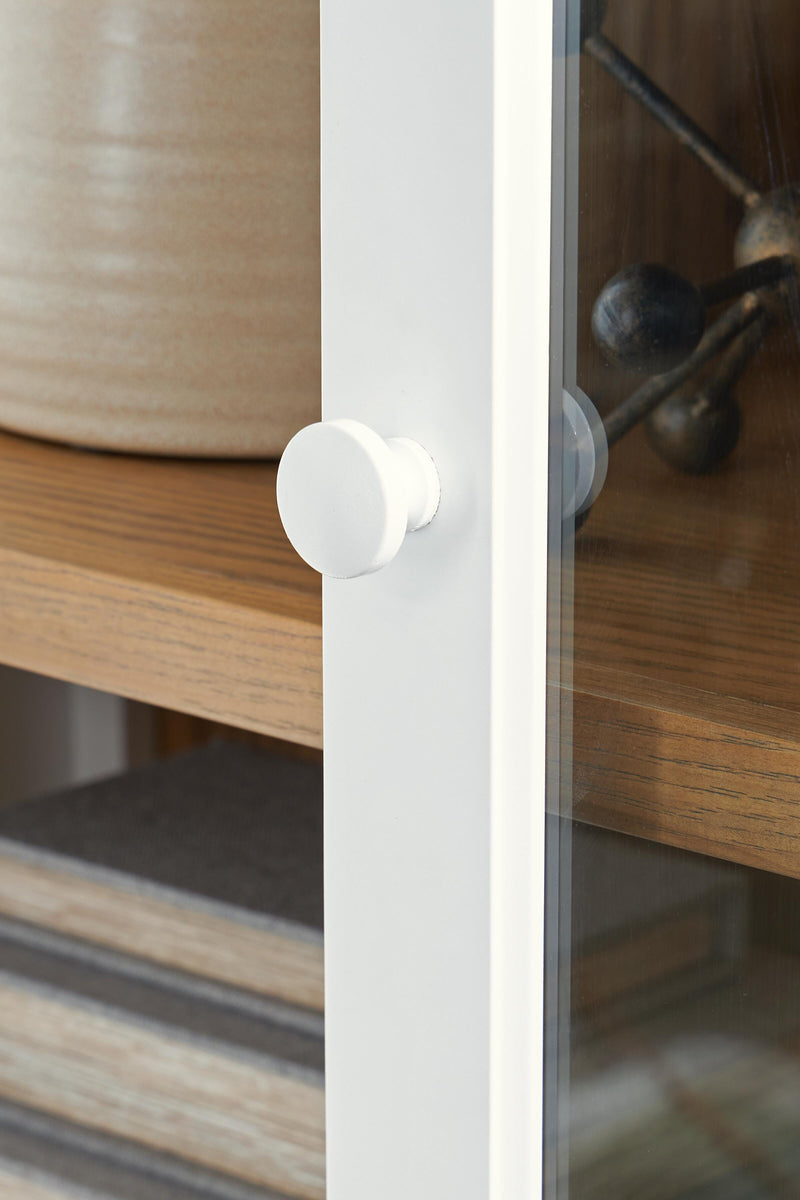 Dagandale White/Natural Accent Cabinet - A4000598