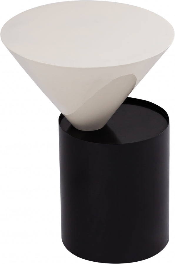 Damon Iron End Table in White - 266-E