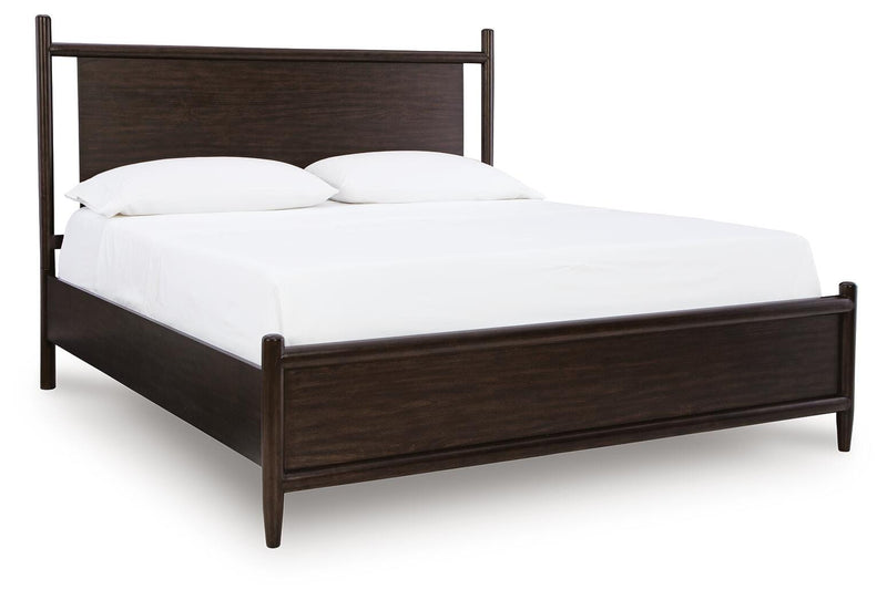 Dantenton Merlot King Panel Bed - B611B6