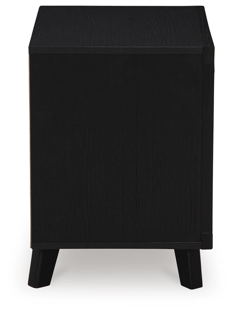 Danziar Black King Panel Bed, Dresser and 2 Nightstands - B1013B14