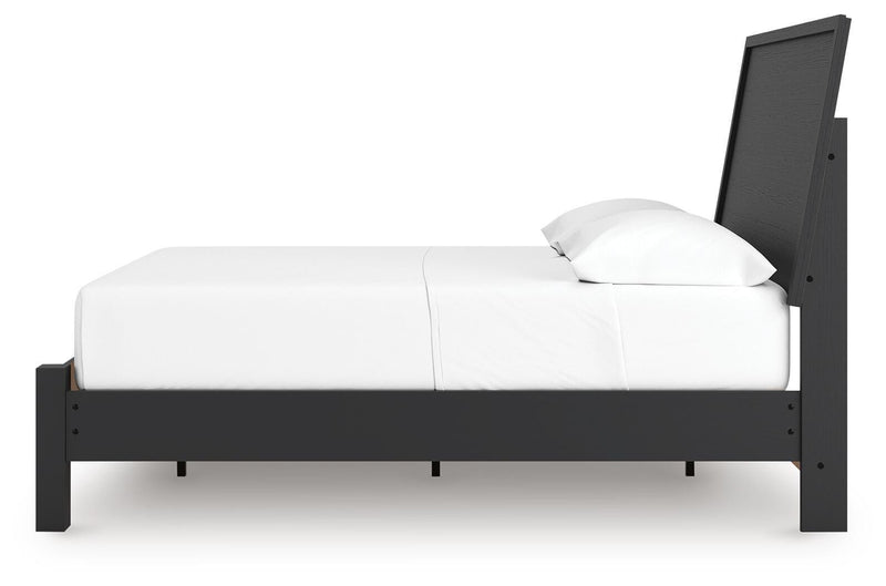Danziar Full Panel Bed, Dresser and Mirror - B1013B26