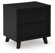 Danziar King Panel Bed, Dresser, Mirror, Chest and Nightstand in Black - PKG015918