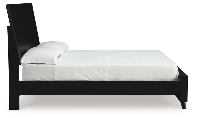 Danziar Queen Panel Platform Bed and 2 Nightstands - B1013B33