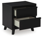 Danziar Queen Panel Platform Bed and 2 Nightstands - B1013B33