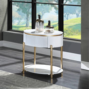 Daveigh End Table - LV02465