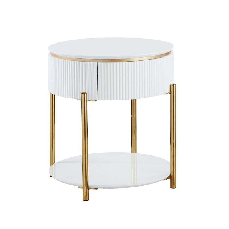 Daveigh End Table - LV02465