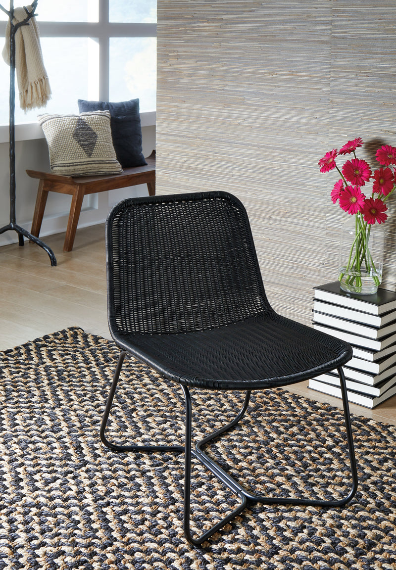 Daviston Accent Chair - Gate FurnitureAccent Chair