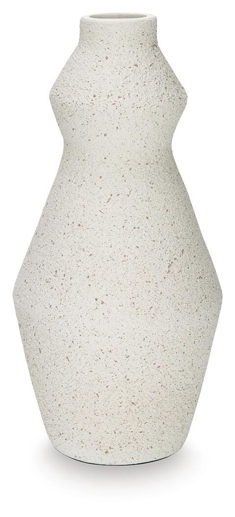 Dawthorne Cream Vase - A2000850