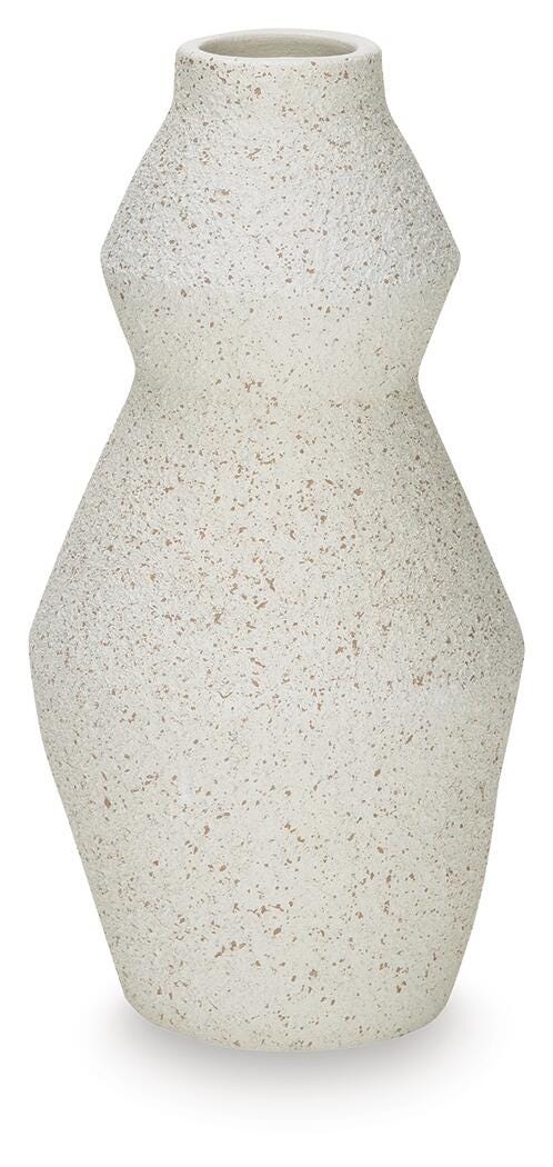 Dawthorne Cream Vase - A2000851