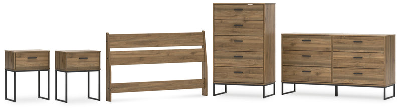 Deanlow Full Panel Headboard with Dresser, Chest and 2 Nightstands in Honey - PKG017180