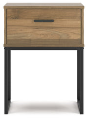 Deanlow Full Platform Bed with 2 Nightstands in Honey - PKG017193