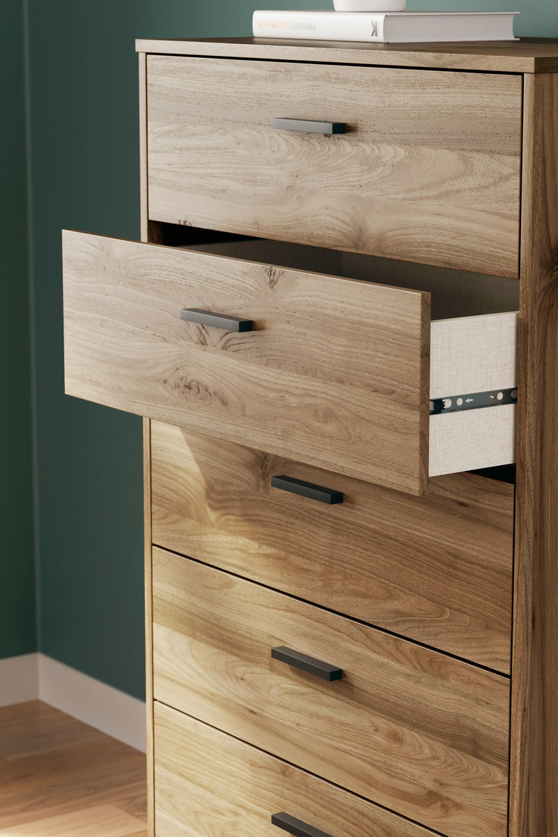 Deanlow Queen Panel Headboard with Dresser and Chest in Honey - PKG017266