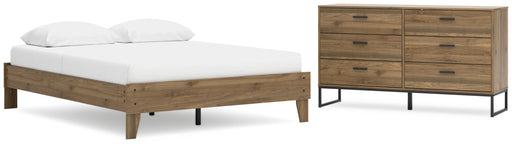Deanlow Queen Platform Bed with Dresser in Honey - PKG017268