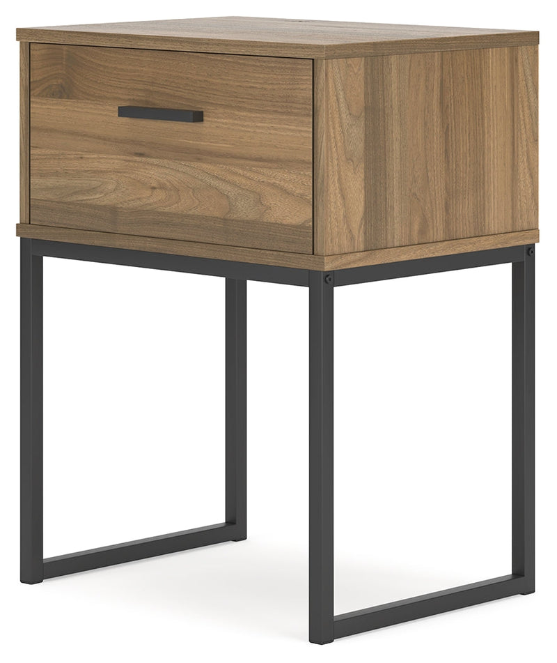 Deanlow Twin Platform Bed with Nightstand in Honey - PKG017186